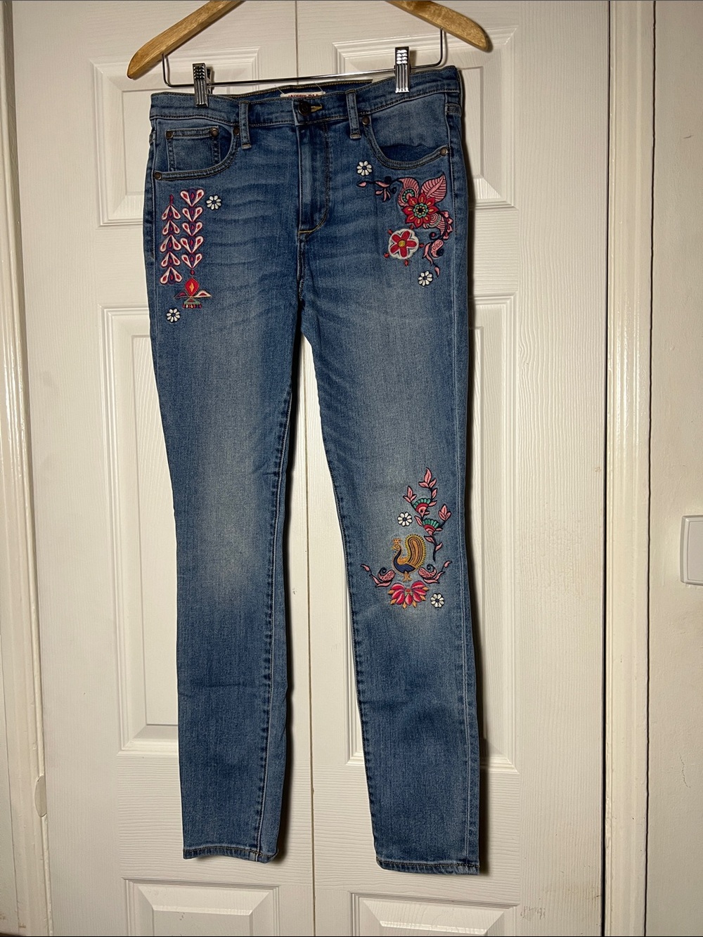 Johnny Was Floral Embroidered Skinny Jean Women’s 27